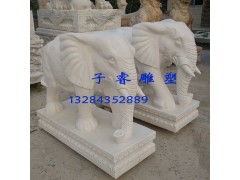 庭院門(mén)口裝飾漢白玉大象石雕，戶外