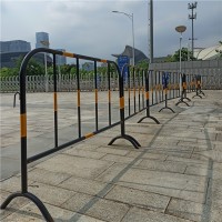 市政鐵馬，南寧鐵馬圍欄，廣西鐵馬黃黑護欄供應廠家